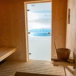 With A View Of The River, Pool And Sauna * Dziwnów